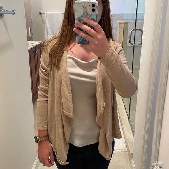 Lilly Pulitzer Cardigan - Picture 2 of 5